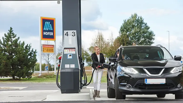 Filling station